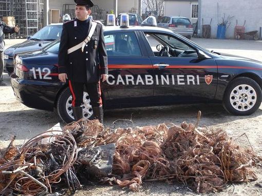 Viaggiano su un furgone con 30 chili di rame a bordo: tre persone denunciate a Borgo San Dalmazzo