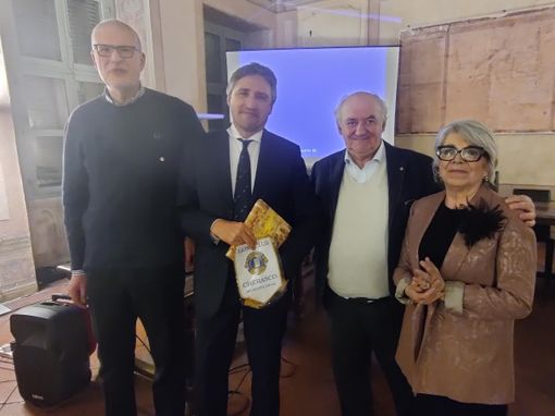 Intelligenza Artificiale: a Cherasco ampia partecipazione alla conferenza del professor Luigi Portinale Intelligenza Artificiale: a Cherasco ampia partecipazione alla conferenza del professor Luigi Portinale