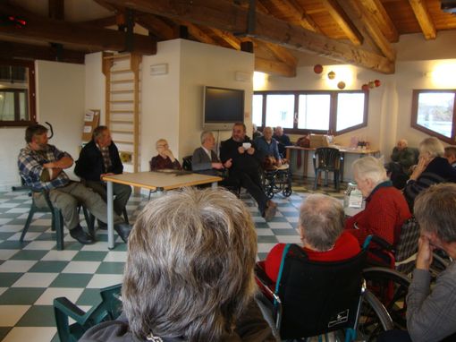 Gli “Eroi silenziosi” della Granda è stato presentato alla Casa di riposo di Stroppo