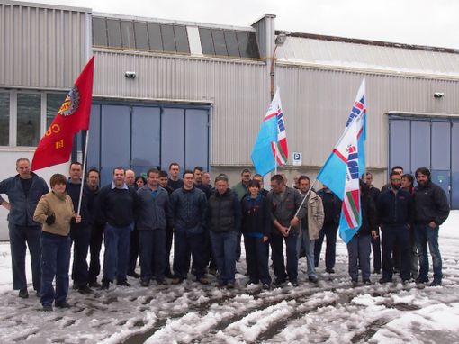 I dipendenti fuori dallo stabilimento