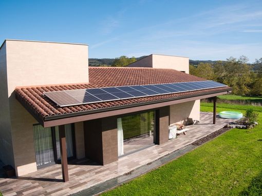 Energia, il Piemonte sorride: “Produzione di rinnovabili in crescita, 2020 l’anno con meno emissioni di anidride carbonica”