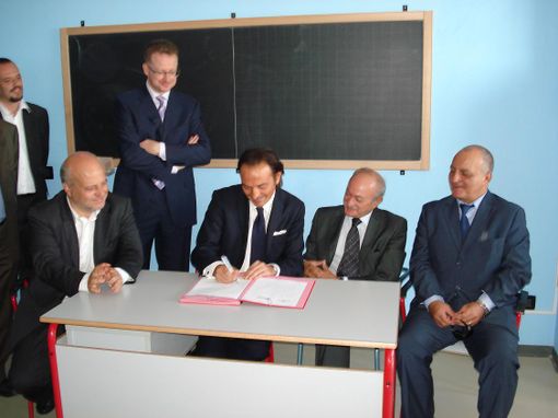 La firma da parte dell'assessore Cirio