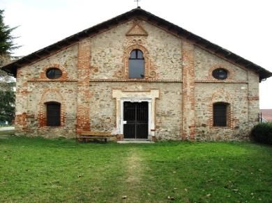 Manta, la chiesa di Santa Maria del Monastero, dove si svolgerà la rassegna teatrale musicale Manta, la chiesa di Santa Maria del Monastero, dove si svolgerà la rassegna teatrale musicale