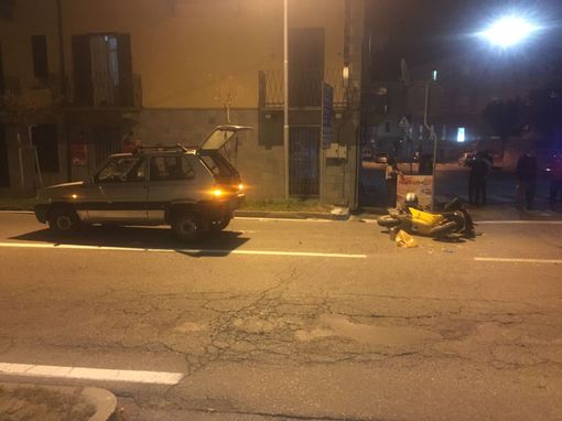 Scontro tra auto e motorino a Bagnolo Piemonte