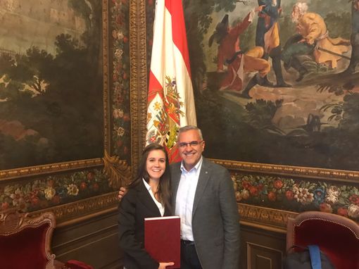 Nella foto la neo dottoressa Giuliani con il direttore Ascom Manfrinato