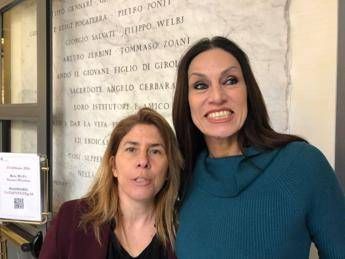 Bullismo, Minetti: "Sicurezza digitale parte dai genitori" Bullismo, Minetti: "Sicurezza digitale parte dai genitori"