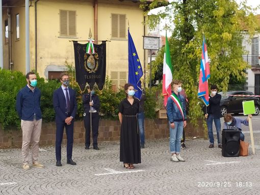 Verzuolo, consegnata una copia della costituzione ai neo maggiorenni