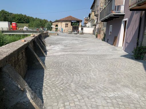 Priero, nuova pavimentazione valorizza il borgo e il centro storico quattrocentesco