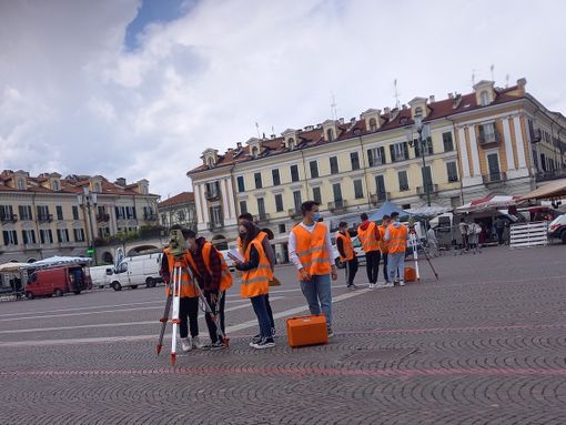 Mattinata di esercitazioni per gli studenti dell'istituto Geometri di Cuneo