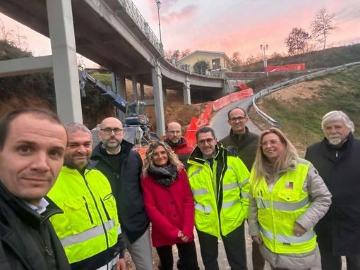 Il sopralluogo al ponte sulle Rocche di Montaldo Roero