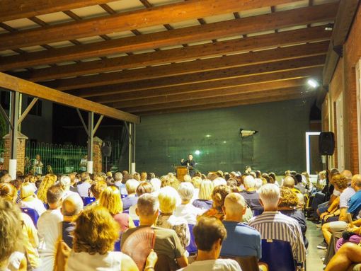 Il pubblico che ha partecipato alle serata Il pubblico che ha partecipato alle serata
