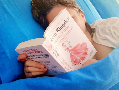 Leggere fa bene soprattutto alla sera, non solo il 23 aprile Giornata mondiale del libro Leggere fa bene soprattutto alla sera, non solo il 23 aprile Giornata mondiale del libro