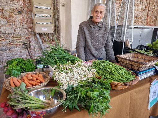 Un produttore del Mercato della Terra di Bra