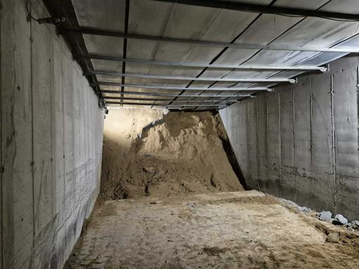 Il punto in cui si è verificato lo svuotamento di materiale sabbioso