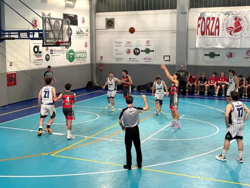 BASKET / Incredibile rimonta per l'Olimpo Alba a 30 secondi dalla fine BASKET / Incredibile rimonta per l'Olimpo Alba a 30 secondi dalla fine