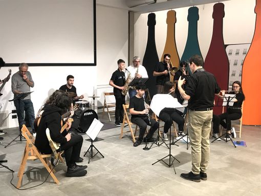 Alunni del corso jazz impegnati nei brani di musica d’insieme