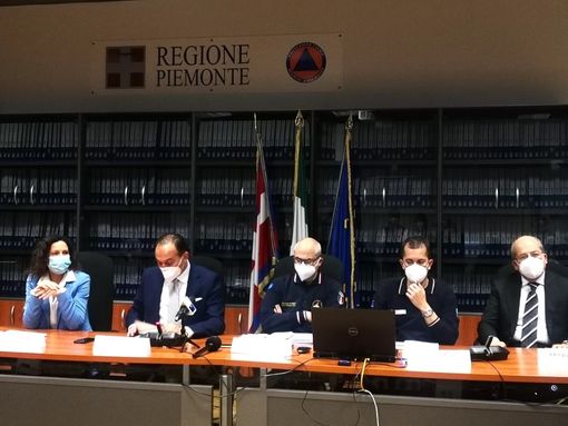 In Piemonte già accolti 8mila profughi ucraini. Cirio: "Contributo alle famiglie che ospitano" In Piemonte già accolti 8mila profughi ucraini. Cirio: "Contributo alle famiglie che ospitano"