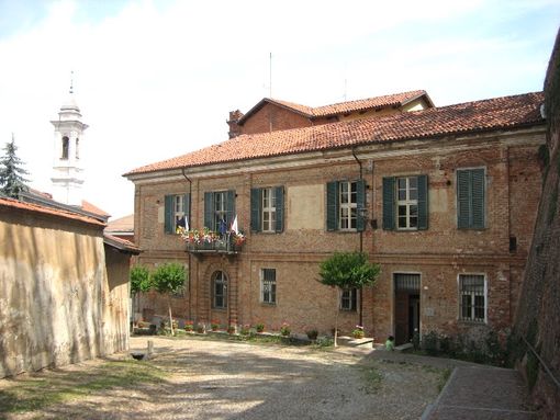 Il municipio di Sommariva del Bosco