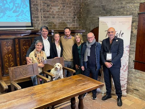 Cast, regista e produttore del film "Trifole" insieme al direttore della Film Commission Torino Piemonte, Paolo Manera