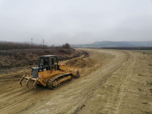Ruspe al lavoro lungo il tratto di competenza comunale per i lavori di disalveo del torrente Riddone.