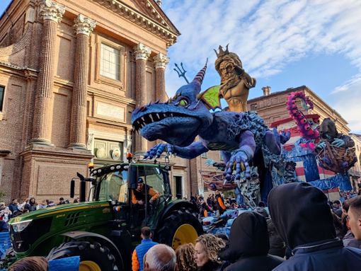 Il Carnevale di Fossano in una delle passate edizioni Il Carnevale di Fossano in una delle passate edizioni
