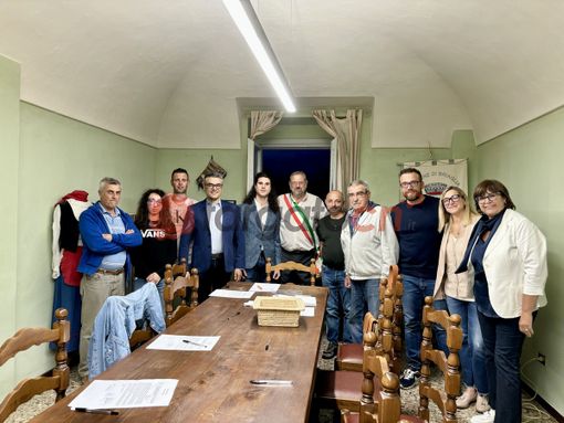 Insediata l'amministrazione del neo sindaco Giacomo Miceli a Briaglia Insediata l'amministrazione del neo sindaco Giacomo Miceli a Briaglia