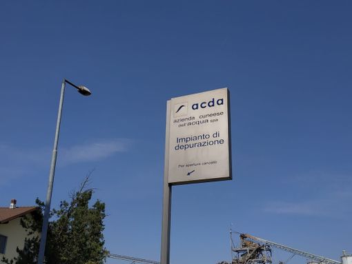 Intervento di ACDA per una perdita in via Rivetta a Cervasca, disagi per i residenti Intervento di ACDA per una perdita in via Rivetta a Cervasca, disagi per i residenti