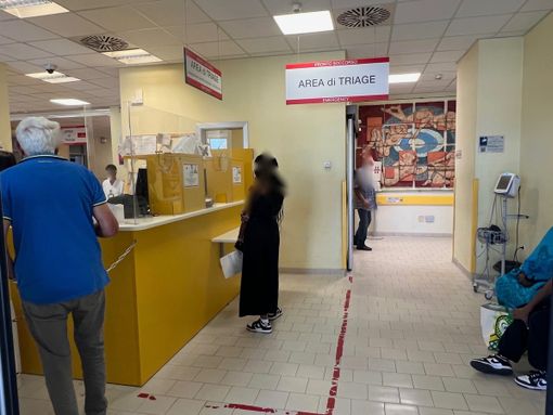 Un "kit care" ai pazienti ricoverati dal pronto soccorso del Santa Croce di Cuneo Un "kit care" ai pazienti ricoverati dal pronto soccorso del Santa Croce di Cuneo