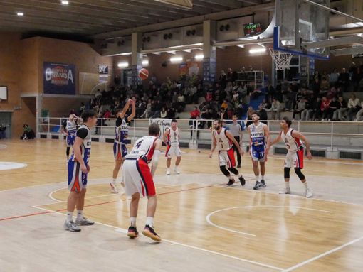 Basket, Serie C: grande partenza per Campus che vince nettamente a Cuneo Basket, Serie C: grande partenza per Campus che vince nettamente a Cuneo