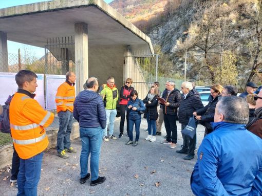 La visita del novembre scorso all'area della grotta del Bandito - foto: Simone Giraudi La visita del novembre scorso all'area della grotta del Bandito - foto: Simone Giraudi