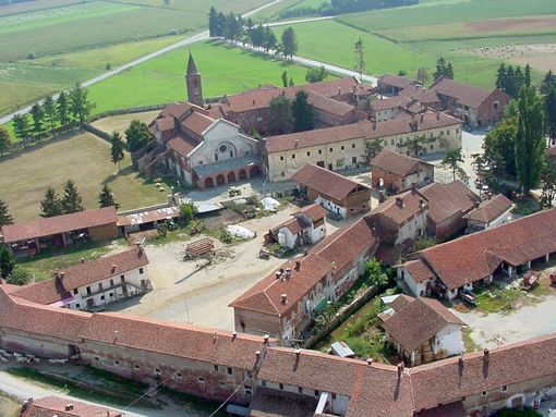 Staffarda, veduta aerea