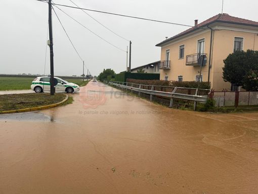 Allagamento in via delle Monache a San benigno, sul posto la Polizia Locale