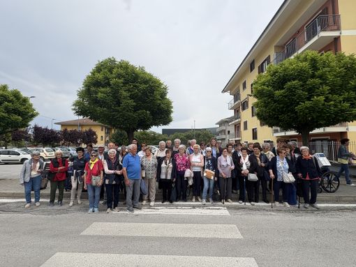 Il saluto del Comune di Busca agli anziani in partenza per la vacanza al mare Il saluto del Comune di Busca agli anziani in partenza per la vacanza al mare