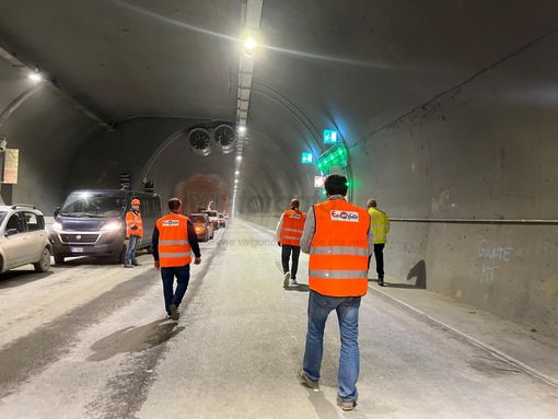 Fuori e dentro il tunnel di Tenda: le immagini e il racconto del sopralluogo a sei settimane dalla riapertura Fuori e dentro il tunnel di Tenda: le immagini e il racconto del sopralluogo a sei settimane dalla riapertura