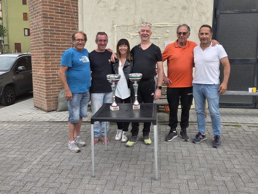 I vincitori del trofeo e la famiglia Bertolino