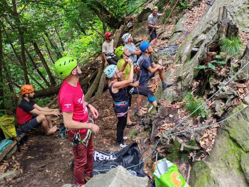 Una giornata dedicata all'avvicinamento alla roccia con il CAI Savigliano