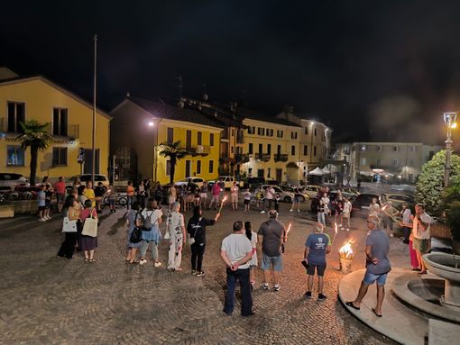 Trinità, fiaccole e rintocchi di campane per Gaza Trinità, fiaccole e rintocchi di campane per Gaza