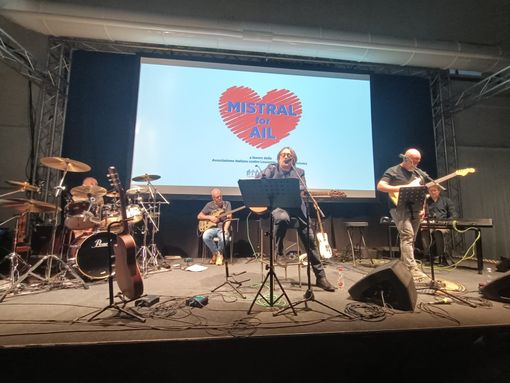 Ad Alba il concerto “Mistral for Ail” all’arena del teatro sociale Ad Alba il concerto “Mistral for Ail” all’arena del teatro sociale