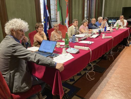 Comunità energetiche rinnovabili, l’adesione di Alba resta in stand-by. Il consigliere Boeri “Aspettavamo la delibera già a giugno” Comunità energetiche rinnovabili, l’adesione di Alba resta in stand-by. Il consigliere Boeri “Aspettavamo la delibera già a giugno”