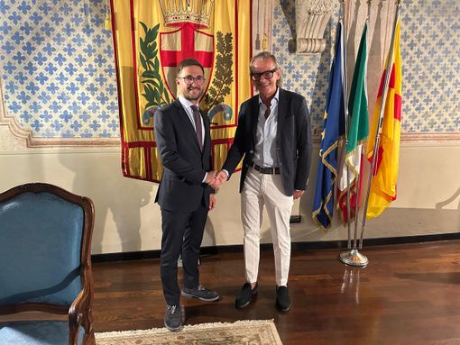 Da sx: sindaco di Alba Alberto Gatto e sindaco di Albenga Riccardo Tomatis