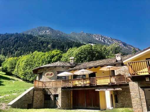 Il Birrificio Alp di Ferrere dove si svolgerà "Giallovalle"