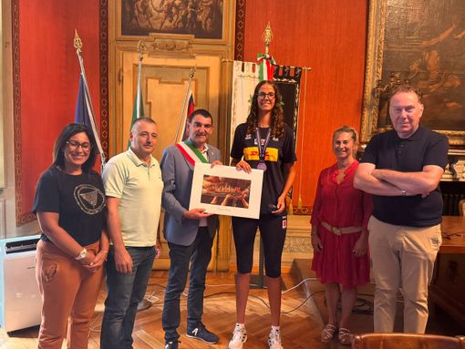 Fossano, la città premia Alice Petitti per il bronzo all'Europeo U16 di volley