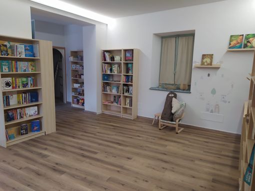 Apre oggi “Crisalide”, la nuova cartolibreria di Peveragno: la storia di Simone Giraudi, da Targato CN a un sogno chiamato parola Apre oggi “Crisalide”, la nuova cartolibreria di Peveragno: la storia di Simone Giraudi, da Targato CN a un sogno chiamato parola