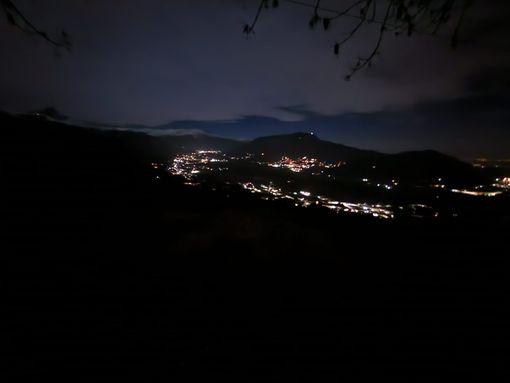 Martiniana Po vista in notturna dall'alto