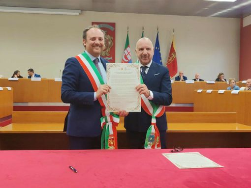 I sindaci delle due città I sindaci delle due città