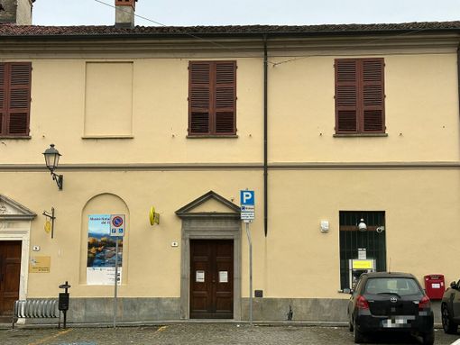 L'ufficio postale di Revello