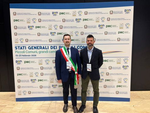 Il comune di Rifreddo a Roma per gli Stati Generali dei Piccoli Comuni Il comune di Rifreddo a Roma per gli Stati Generali dei Piccoli Comuni