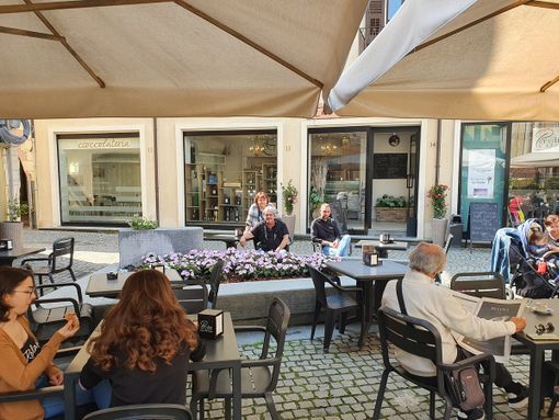 Da oggi 3 giugno a Savigliano iniziano le aperture serali della cremeria caffetteria 'Dei Perulin' Da oggi 3 giugno a Savigliano iniziano le aperture serali della cremeria caffetteria 'Dei Perulin'
