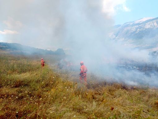 Volontari Antincendi Boschivi di Borgo, Canale e Roccabruna impegnati in Calabria
