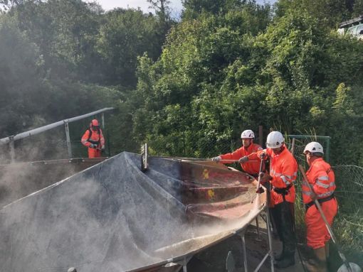 Priero: gli AIB del distaccamento 12 bis al lavoro sulla vasca anticendio Priero: gli AIB del distaccamento 12 bis al lavoro sulla vasca anticendio